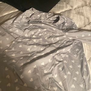 Grey heart print jacket/cover